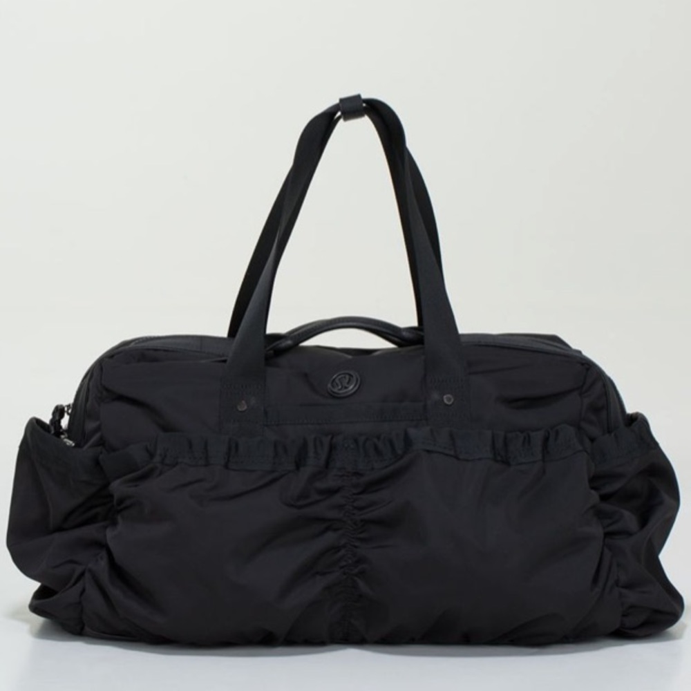 Lululemon On the Fly Duffel Bag